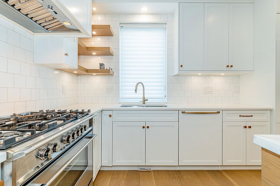 2047 E 51 Avenue Vancouver, BC - 13