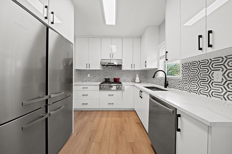 3099 W 6th Avenue Vancouver, BC - 13