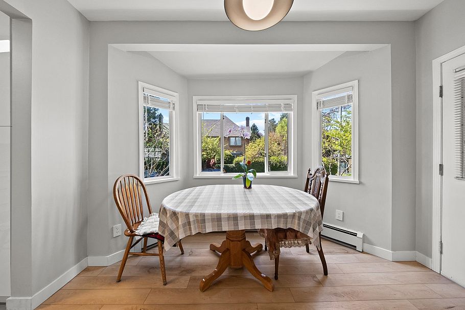 3099 W 6th Avenue Vancouver, BC - 17