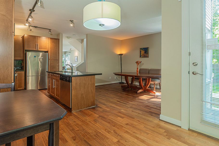 6602 Arbutus Street Vancouver, BC - 16