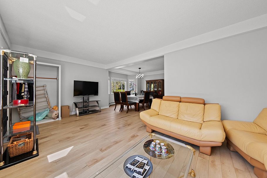 3099 W 6th Avenue Vancouver, BC - 7