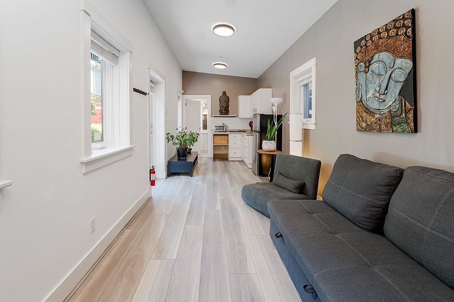 2 709 Keefer Street Vancouver, BC - 19