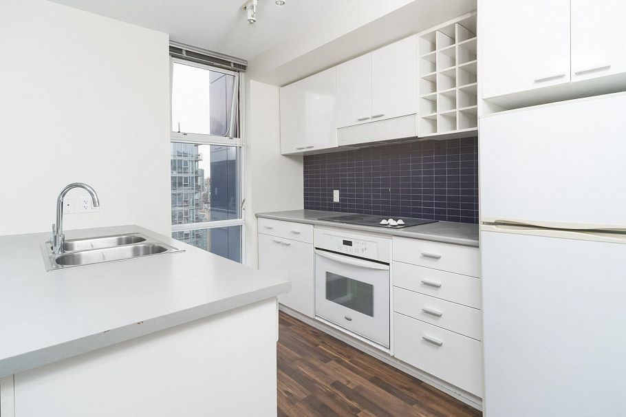 2901 602 Citadel Parade Vancouver, BC - 5