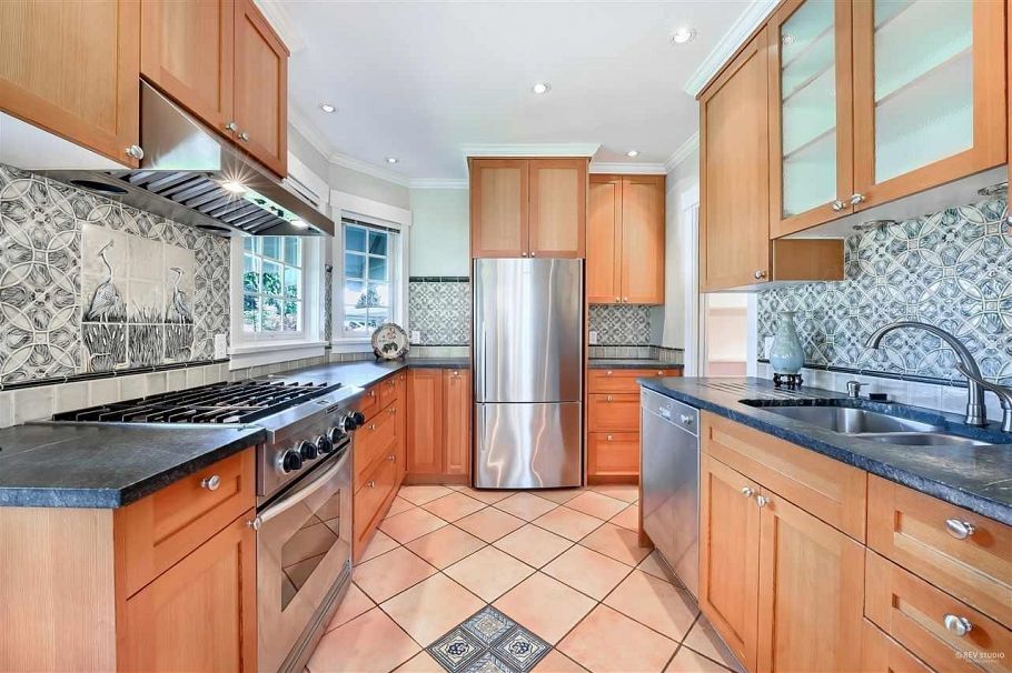 7708 Heather Street Vancouver, BC - 27