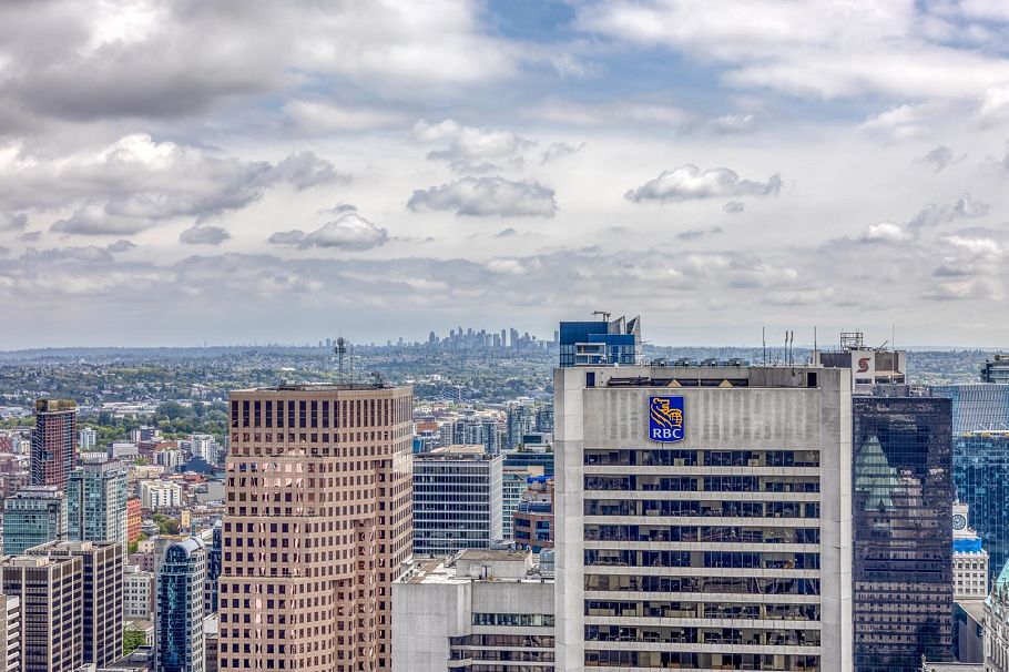 5601 1151 W Georgia Street Vancouver, BC - 4