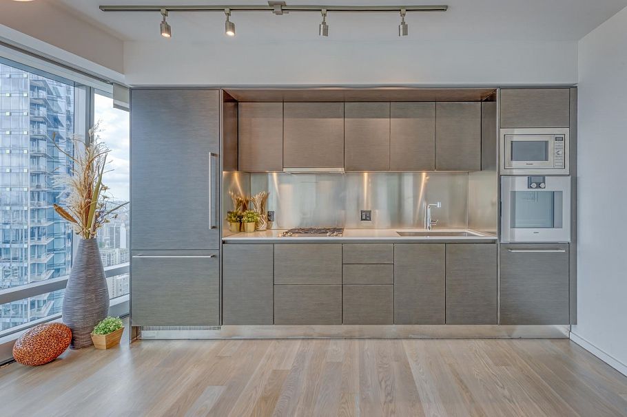 5601 1151 W Georgia Street Vancouver, BC - 6