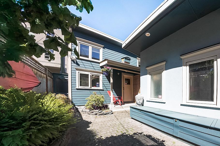 2 709 Keefer Street Vancouver, BC - 4