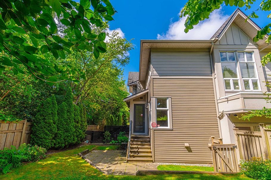 6602 Arbutus Street Vancouver, BC - 5