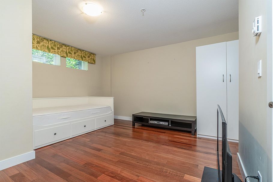 6602 Arbutus Street Vancouver, BC - 24