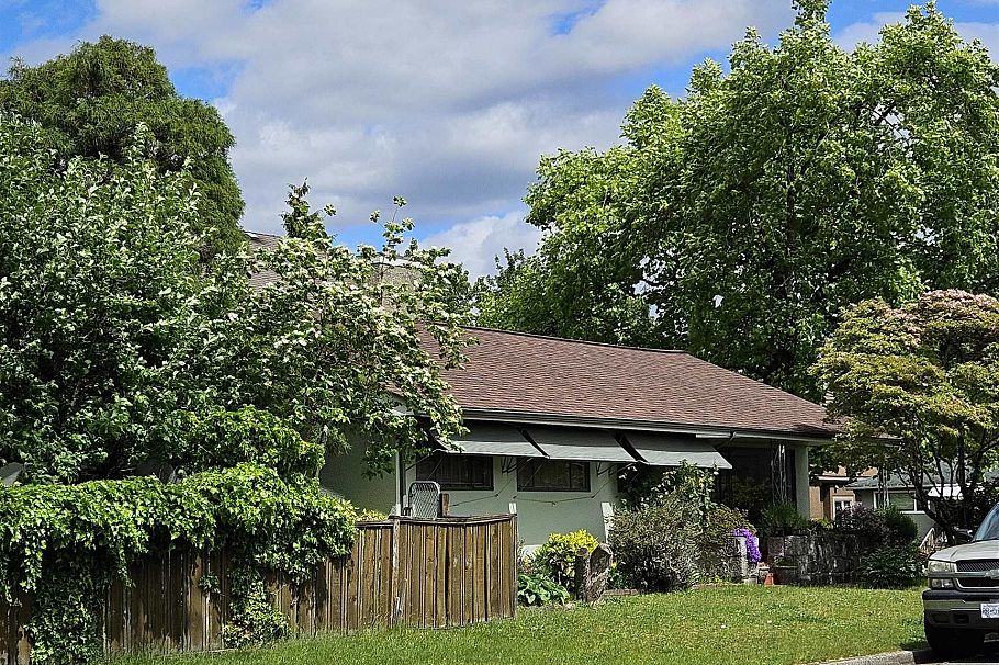 3625 E 24th Avenue Vancouver, BC - 1