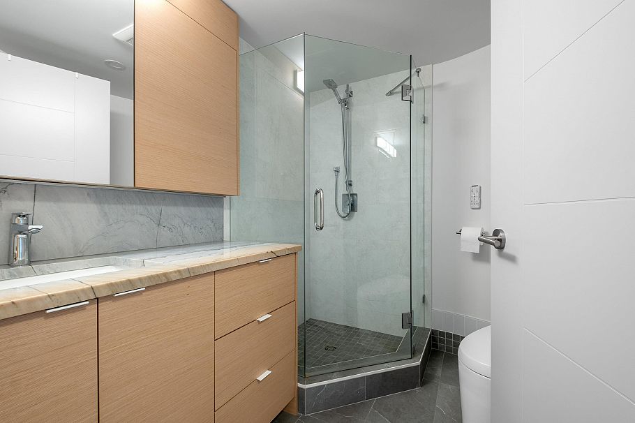 502 120 W 2nd Street North Vancouver, BC - 21