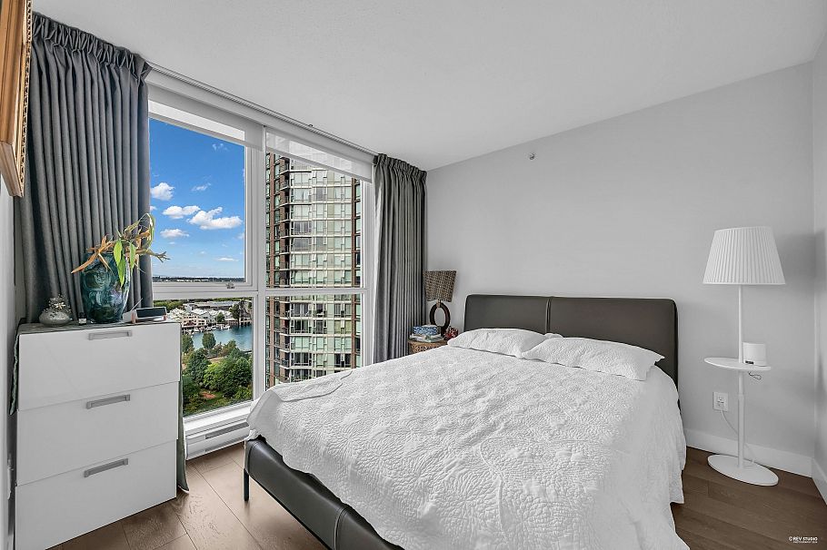 1802 1408 Strathmore Mews Vancouver, BC - 14