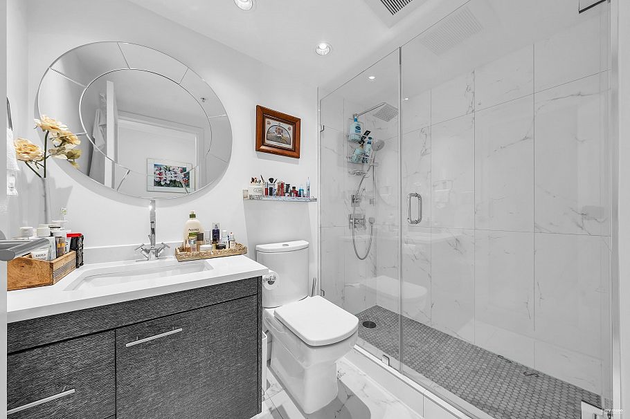 1802 1408 Strathmore Mews Vancouver, BC - 17