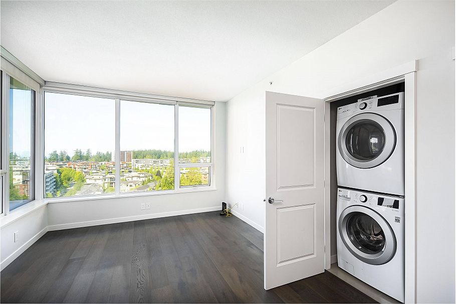 1302 3487 Binning Road Vancouver, BC - 15