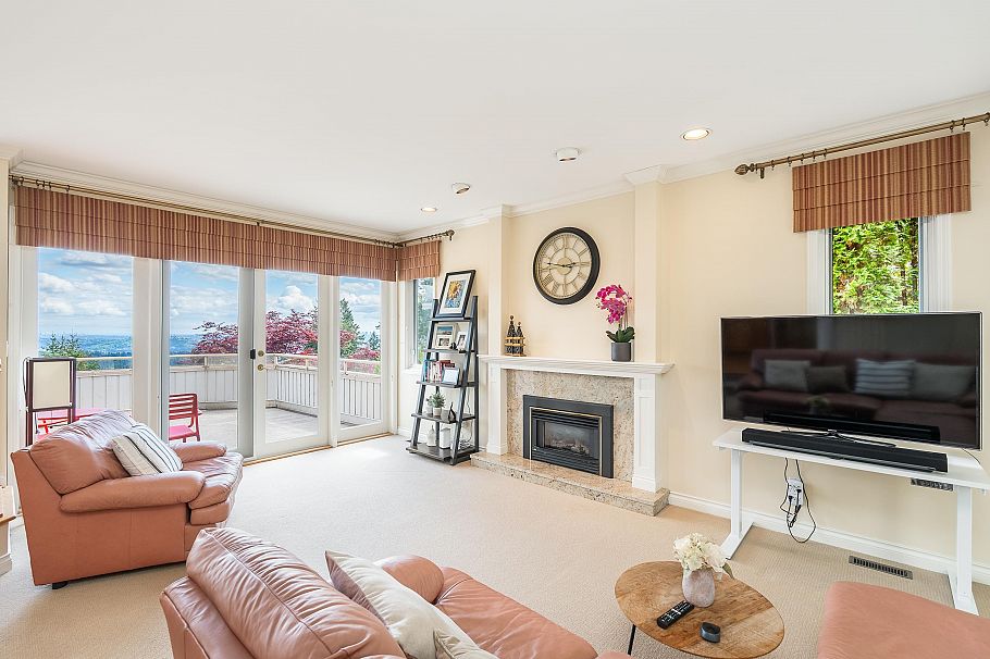 4153 Quarry Court North Vancouver, BC - 11