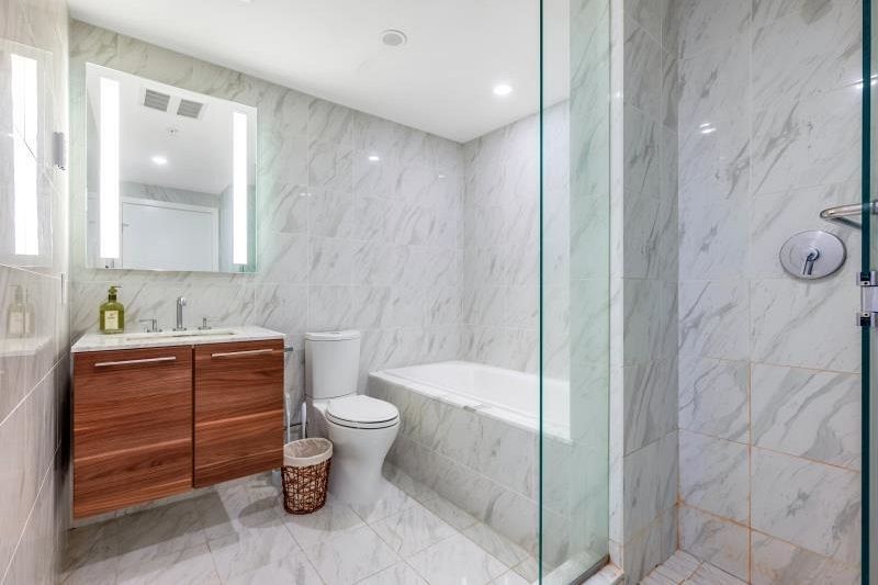 612 8488 Cornish Street Vancouver, BC - 6