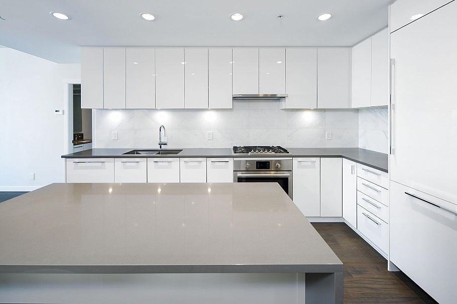 1302 3487 Binning Road Vancouver, BC - 10