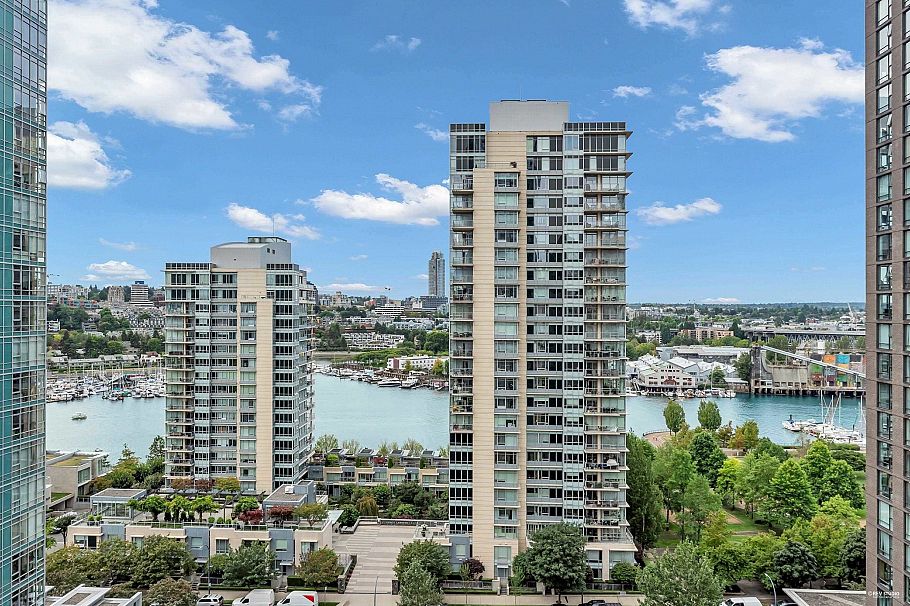 1802 1408 Strathmore Mews Vancouver, BC - 27