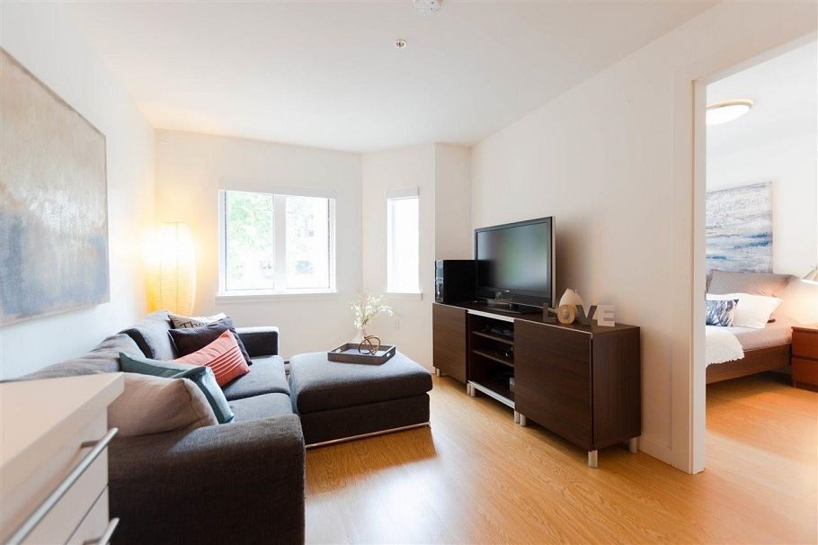 202 370 Carrall Street Vancouver, BC - 11