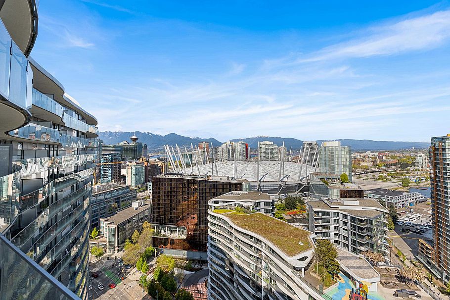 2717 89 Nelson Street Vancouver, BC - 26