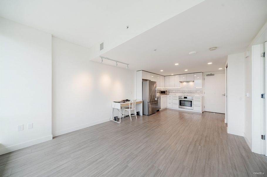 433 438 W King Edward Avenue Vancouver, BC - 17