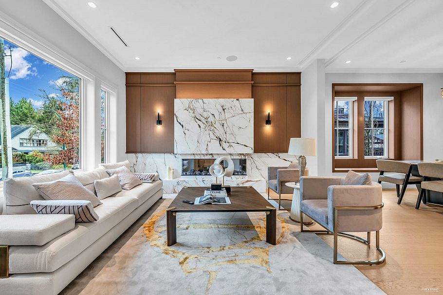 3852 W 50th Avenue Vancouver, BC - 3