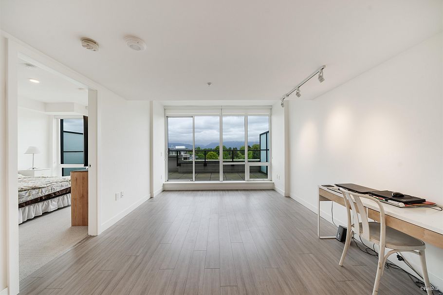 433 438 W King Edward Avenue Vancouver, BC - 18