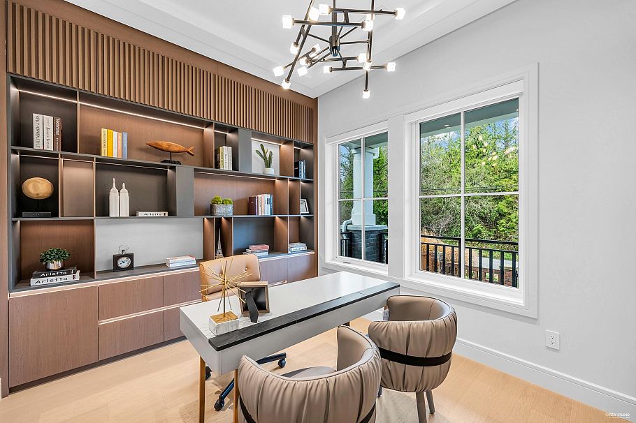 3852 W 50th Avenue Vancouver, BC - 5