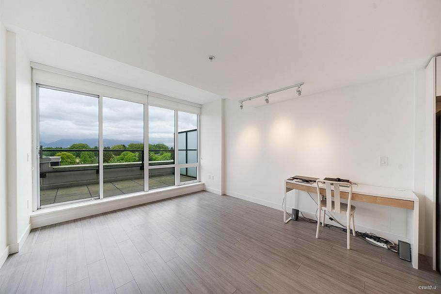 433 438 W King Edward Avenue Vancouver, BC - 19