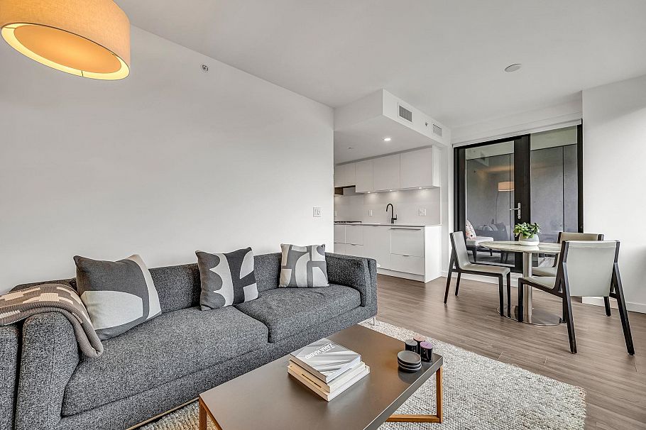 604 210 E 5th Avenue Vancouver, BC - 9