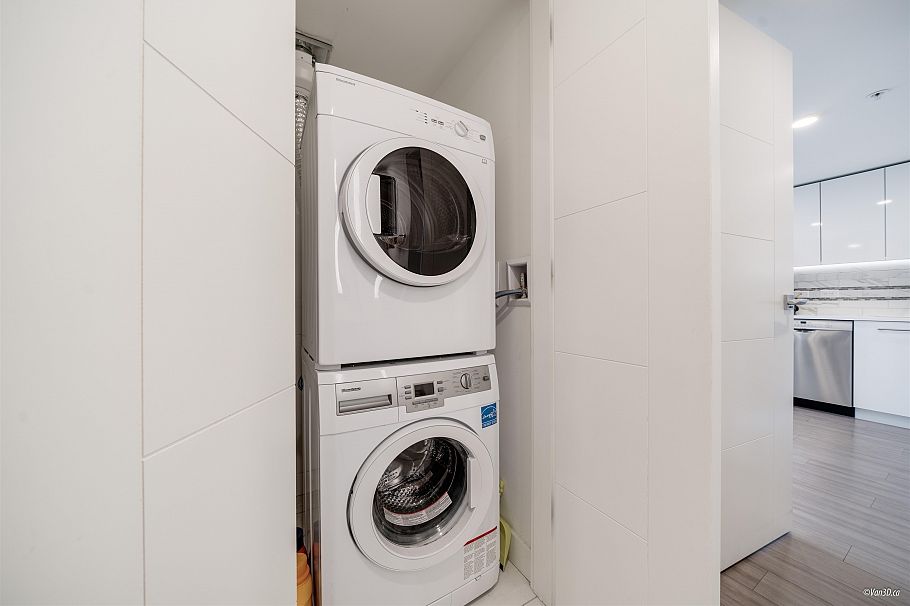 433 438 W King Edward Avenue Vancouver, BC - 24