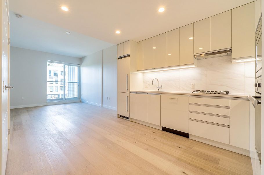 208 528 W King Edward Avenue Vancouver, BC - 3