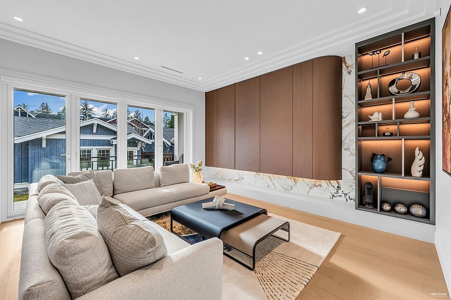 3852 W 50th Avenue Vancouver, BC - 20