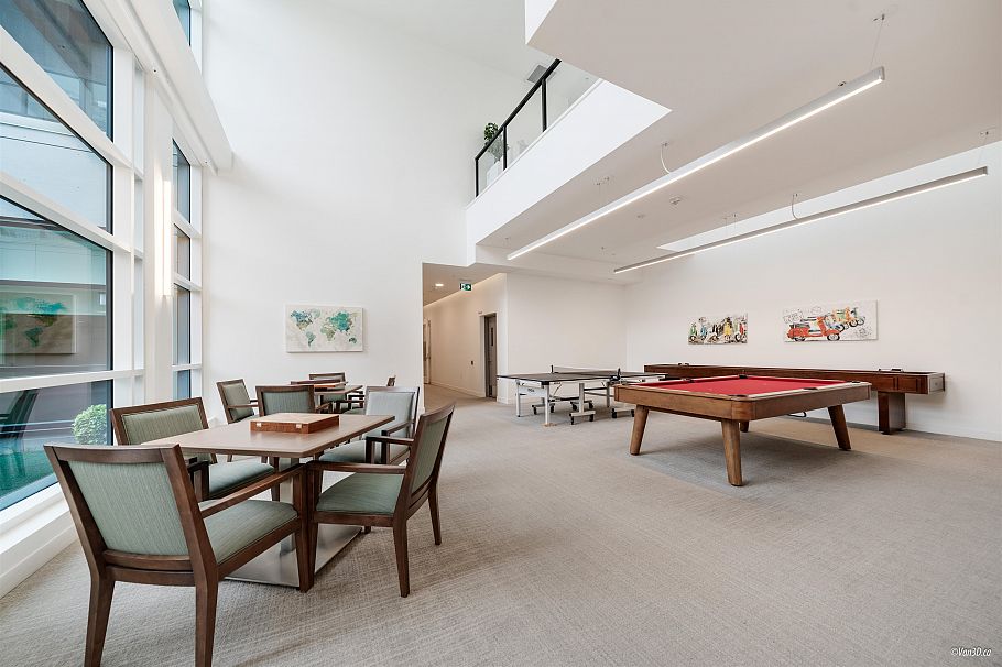 433 438 W King Edward Avenue Vancouver, BC - 7