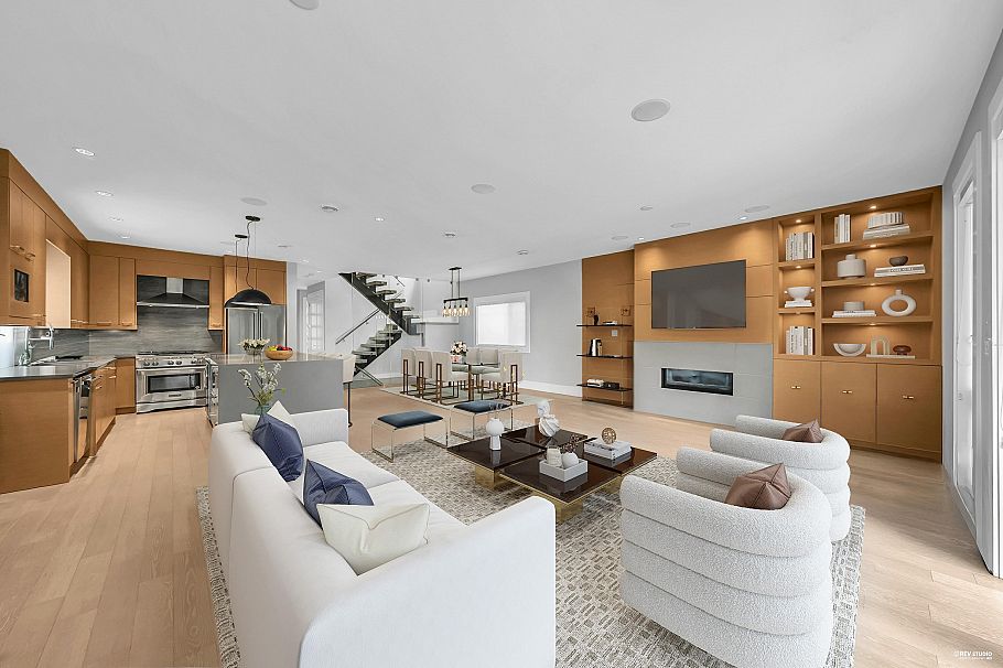 1033 Prospect Avenue North Vancouver, BC - 8