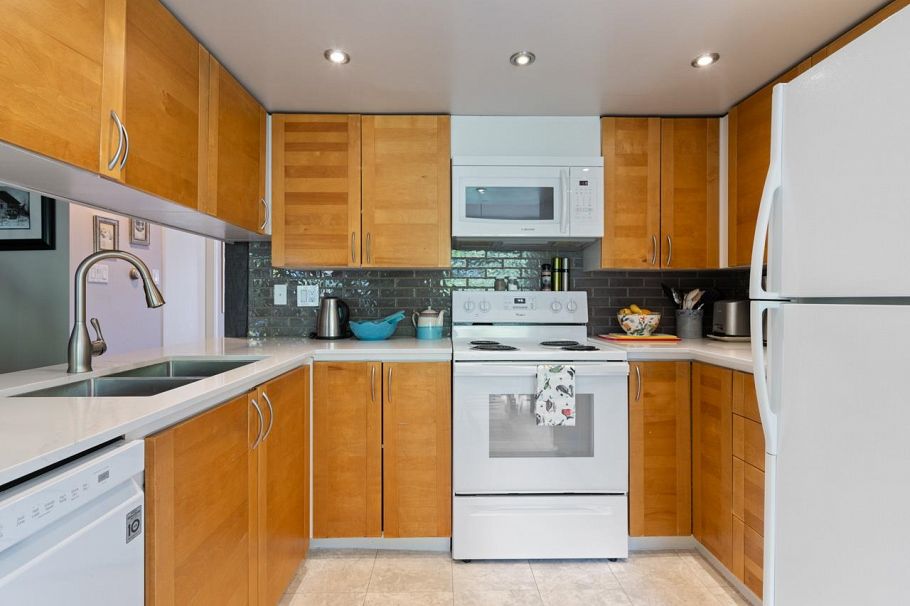 3673 Borham Crescent Vancouver, BC - 10