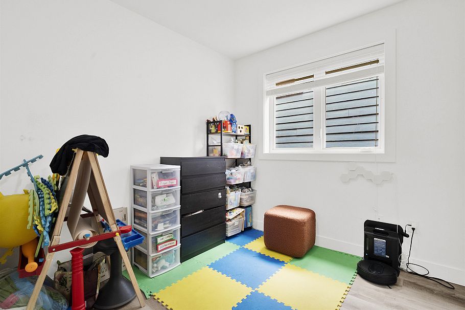 2743 Duke Street Vancouver, BC - 18