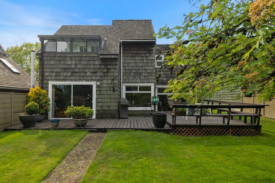 3673 Borham Crescent Vancouver, BC - 1