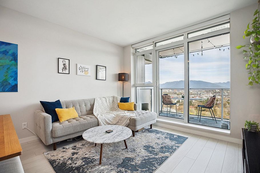 1804 285 E 10th Avenue Vancouver, BC - 3