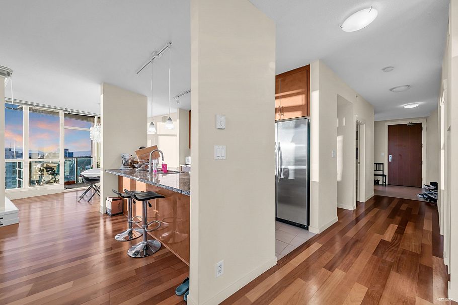 3404 1189 Melville Street Vancouver, BC - 4