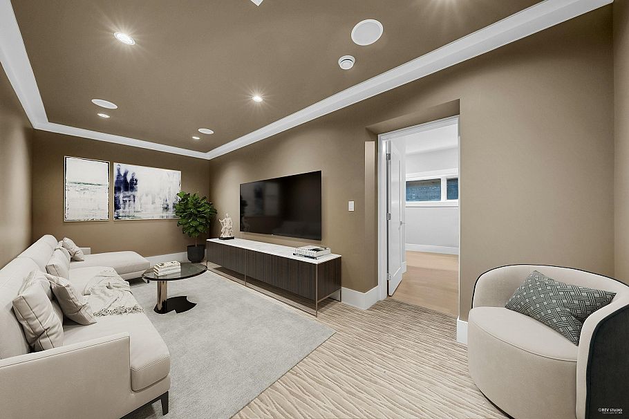 1033 Prospect Avenue North Vancouver, BC - 17