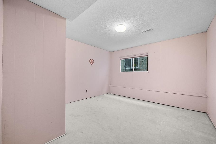 919 E 39th Avenue Vancouver, BC - 19