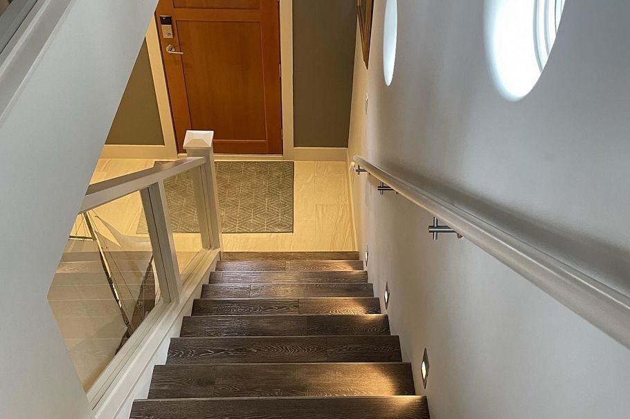 29 415 Esplanade Avenue North Vancouver, BC - 24