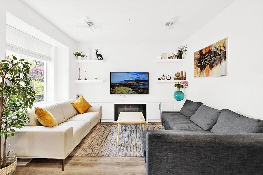 2743 Duke Street Vancouver, BC - 14