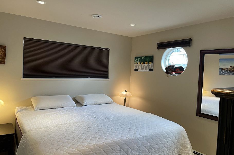 29 415 Esplanade Avenue North Vancouver, BC - 17