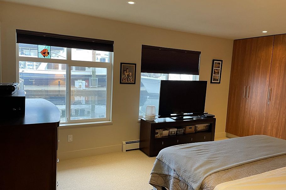 29 415 Esplanade Avenue North Vancouver, BC - 15