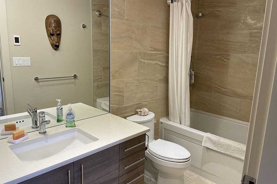 29 415 Esplanade Avenue North Vancouver, BC - 19