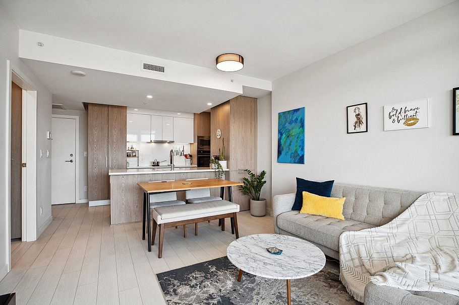 1804 285 E 10th Avenue Vancouver, BC - 5