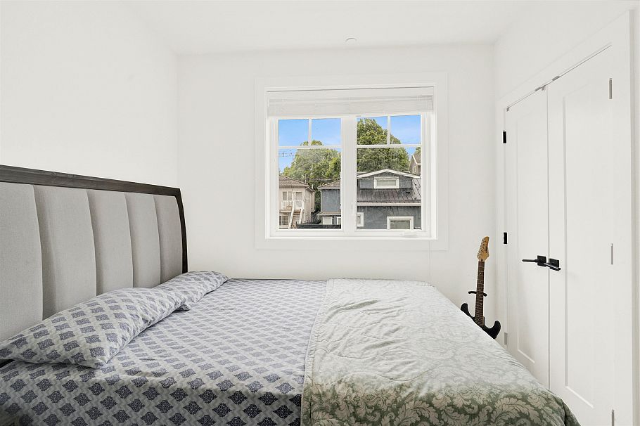 2743 Duke Street Vancouver, BC - 26