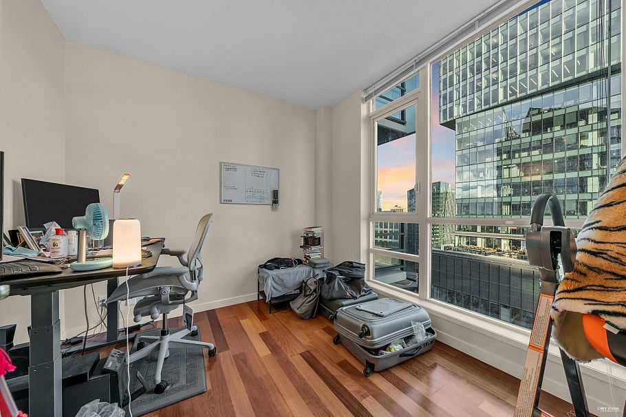 3404 1189 Melville Street Vancouver, BC - 17